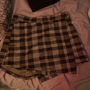 Black white and grey Skirt with shorts built in